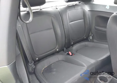 2012 Volkswagen Beetle 2.5L from USA, damaged, VIN 3VWHP7AT8CM628371